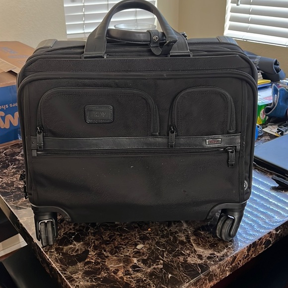 Tumi Bags Large Tumi Rolling Laptop Bag Poshmark